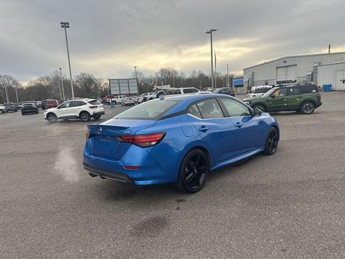 2022 Nissan Sentra SR