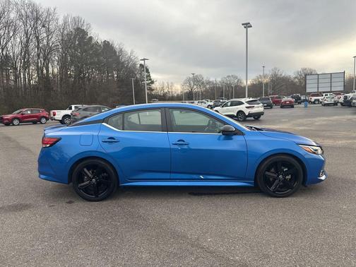 2022 Nissan Sentra SR
