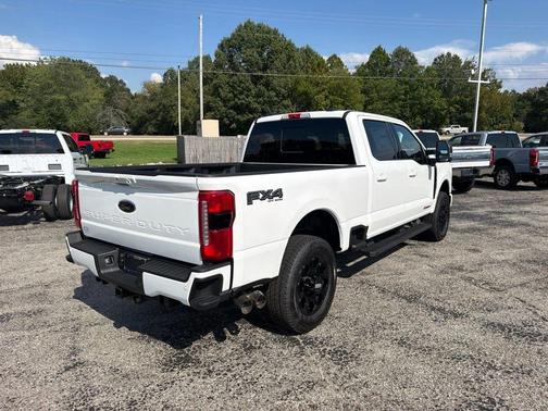 Star White Metallic Tri-Coat 2026 Ford F-250 Lariat
