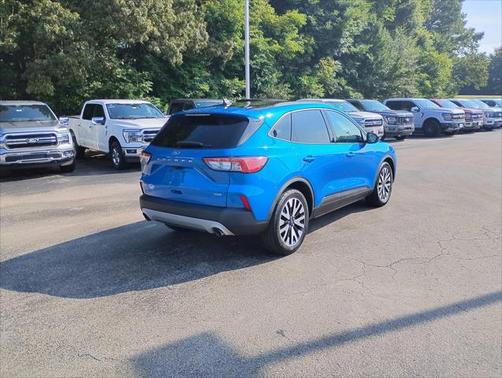 2020 Ford Escape SE