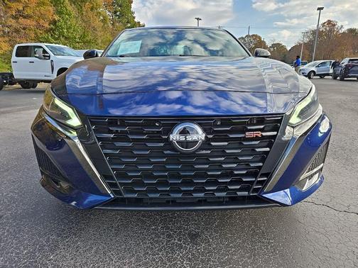 2024 Nissan Altima SR FWD