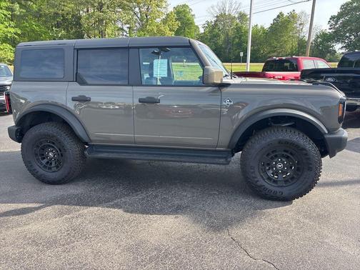 Marsh Gray 2026 Ford Bronco Outer Banks