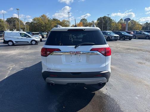 2017 GMC Acadia SLT-2