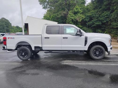 2025 Ford F-250 XL