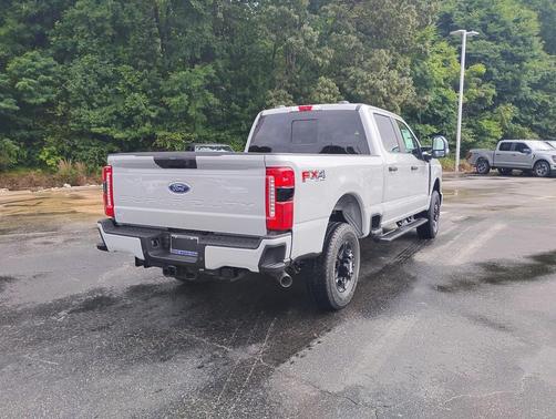 2025 Ford F-250 XL