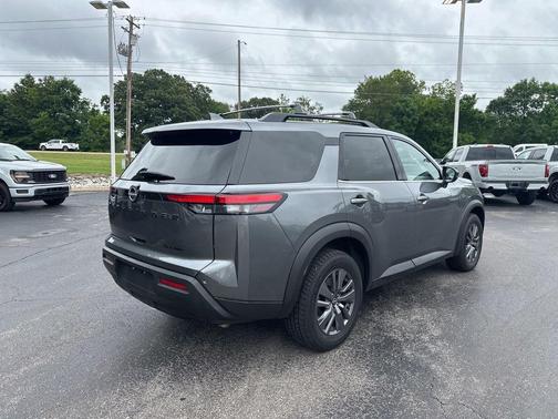 Gun Metallic 2023 Nissan Pathfinder SV 4WD