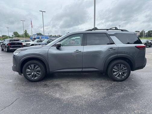 Gun Metallic 2023 Nissan Pathfinder SV 4WD