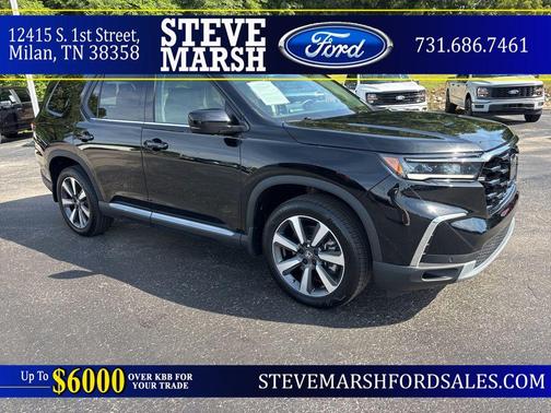 Crystal Black Pearl 2025 Honda Pilot Touring 8-Passenger