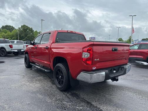Barcelona Red Metallic 2014 Toyota Tundra SR5