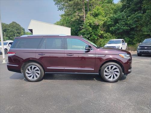 2024 Lincoln Navigator Reserve