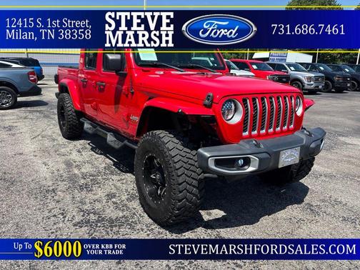 Firecracker Red Clearcoat 2020 Jeep Gladiator Overland