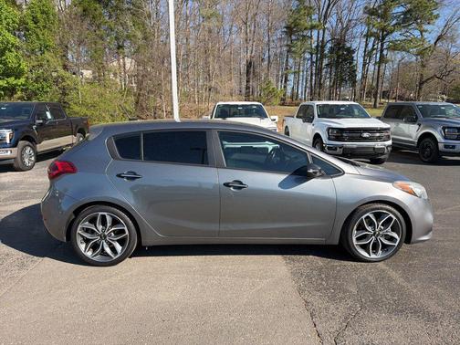 2015 Kia Forte SX
