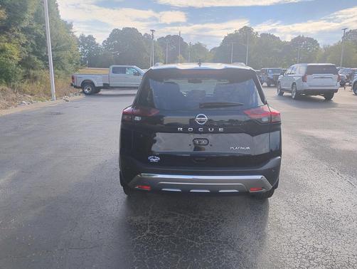 2021 Nissan Rogue Platinum
