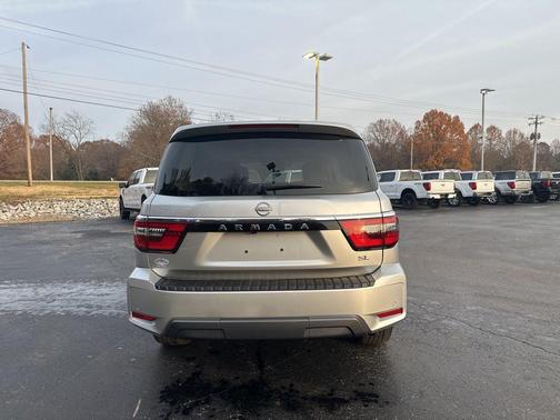 2024 Nissan Armada SL 2WD