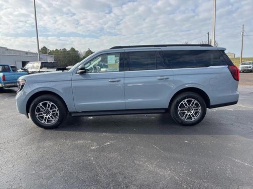 2026 Ford Expedition Max Active 4x2