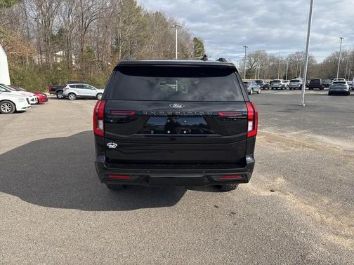2025 Ford Expedition Tremor