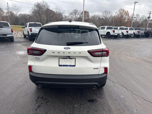 2026 Ford Escape ST-Line Select