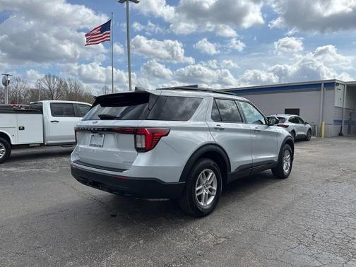 2026 Ford Explorer Active w/200A Pkg