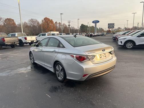 2015 Hyundai SONATA Hybrid Limited