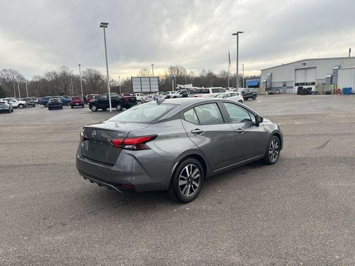 2024 Nissan Versa 1.6 SV