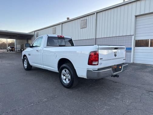 2013 RAM 1500 SLT