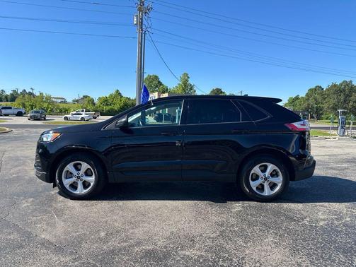 Agate Black Metallic 2024 Ford Edge SE