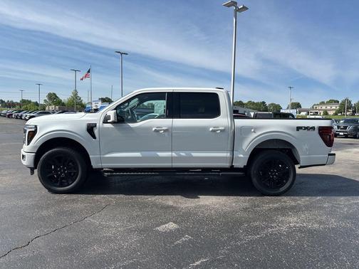 Star White Metallic Tri-Coat 2026 Ford F-150 Platinum