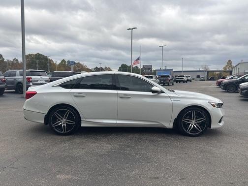 2022 Honda Accord Hybrid Touring