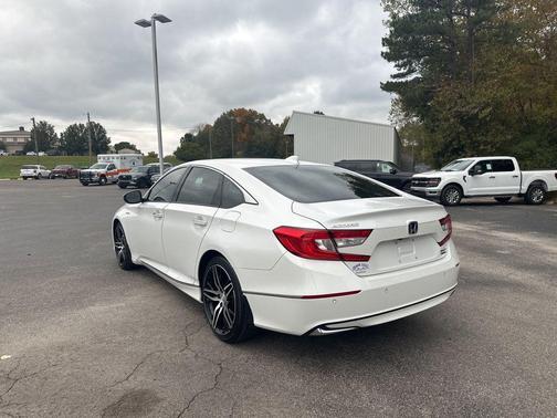 2022 Honda Accord Hybrid Touring