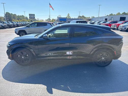 2023 Ford Mustang Mach-E California Route 1