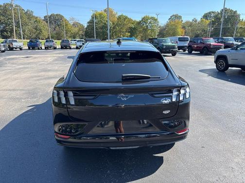 2023 Ford Mustang Mach-E California Route 1