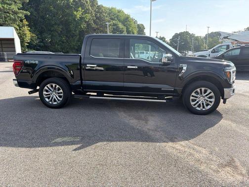 Agate Black Metallic 2024 Ford F-150 Lariat