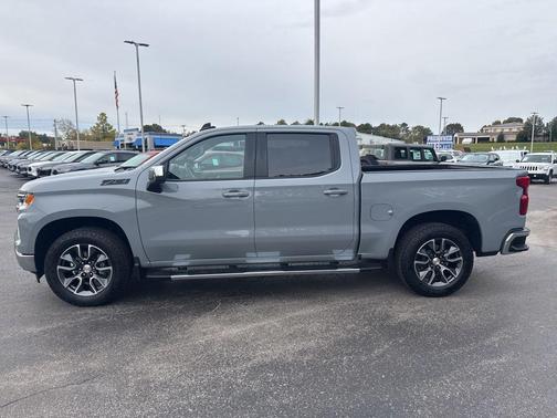 2024 Chevrolet Silverado 1500 LT