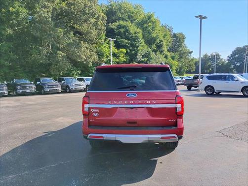 2022 Ford Expedition Max XLT