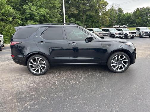 Farallon Black Premium Metallic 2019 Land Rover Discovery HSE LUXURY