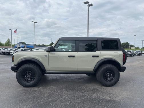 Desert Sand 2026 Ford Bronco Big Bend