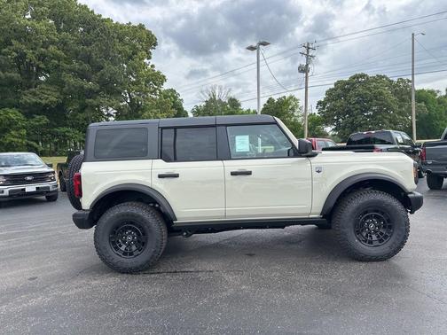Desert Sand 2026 Ford Bronco Big Bend