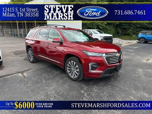 Radiant Red Tintcoat 2023 Chevrolet Traverse Premier