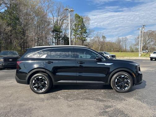 Ebony Black 2024 Kia Sorento S