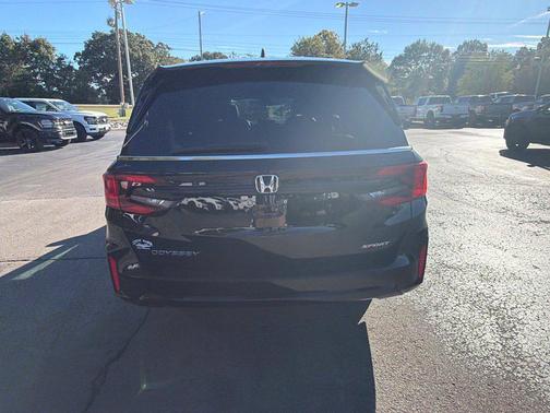 Crystal Black Pearl 2025 Honda Odyssey Sport-L