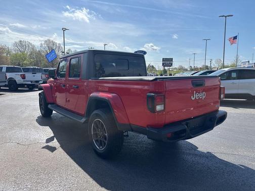 2023 Jeep Gladiator Overland