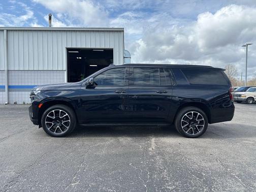 2024 Chevrolet Suburban RST