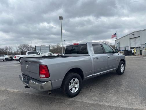 2019 RAM 1500 SLT
