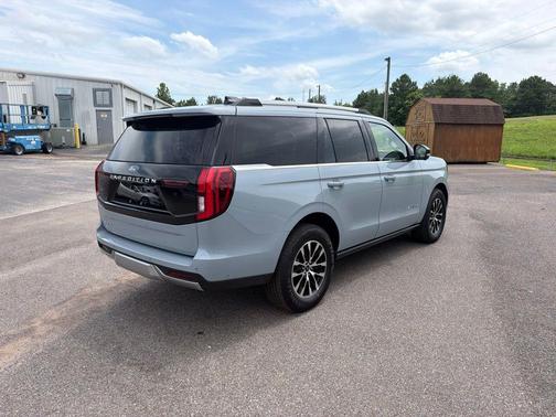Gray Metallic 2025 Ford Expedition Platinum