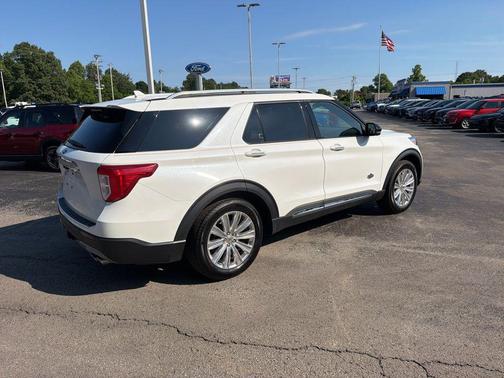 Star White Metallic Tri-Coat 2023 Ford Explorer King Ranch