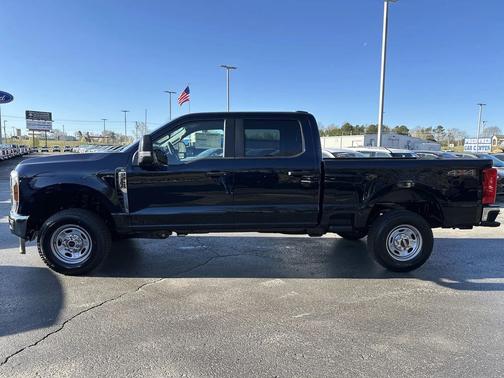 2025 Ford F-250 XL