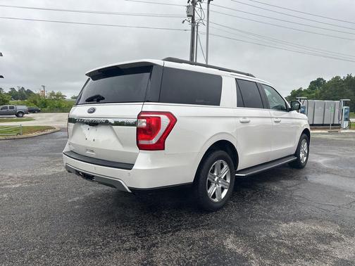 White Platinum Metallic Tri-Coat 2018 Ford Expedition Max XLT