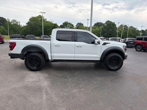 Oxford White 2023 Ford F-150 Raptor