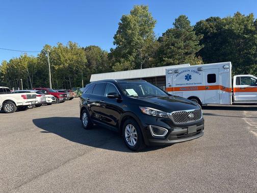 2018 Kia Sorento LX