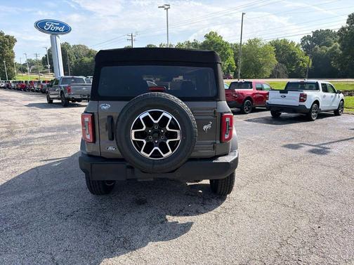 Marsh Gray 2026 Ford Bronco Outer Banks